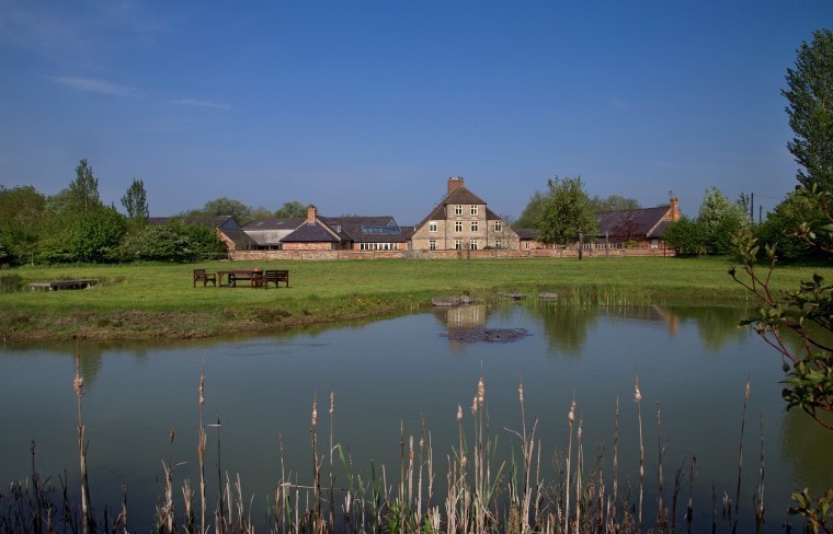 100 acre farm near Bicester in Oxfordshire