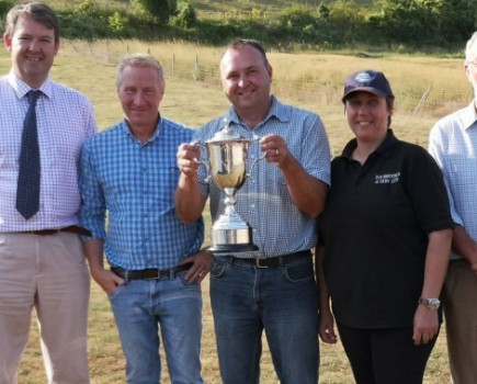 Kent fruit growers receive top wildlife conservation trophy