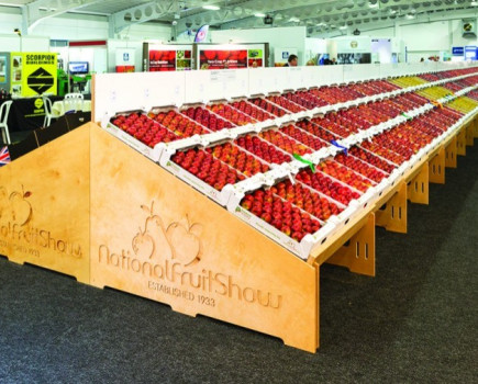 New pavilion spans fruit show