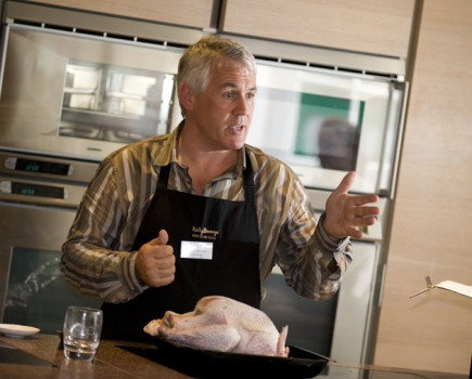 Christmas turkeys playing into French hands