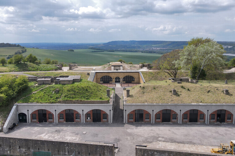 Last privately owned Victorian fort