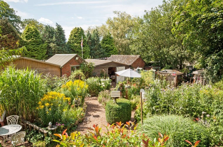 Tree house and farm shop