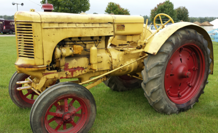 County show sees vintage machinery
