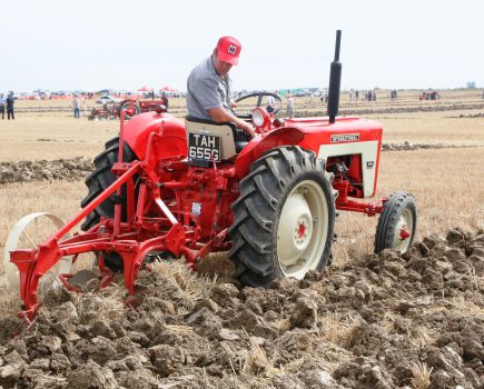 SOUTH EAST PLOUGHING MATCHES WELL SUPPORTED