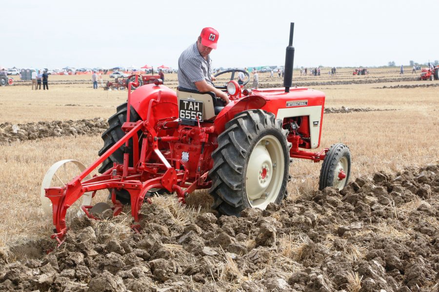 SOUTH EAST PLOUGHING MATCHES WELL SUPPORTED