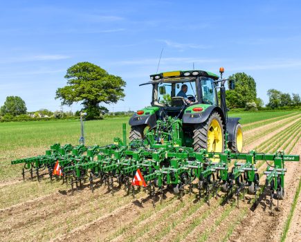 NIAB research demonstrates efficacy of mechanical weeding